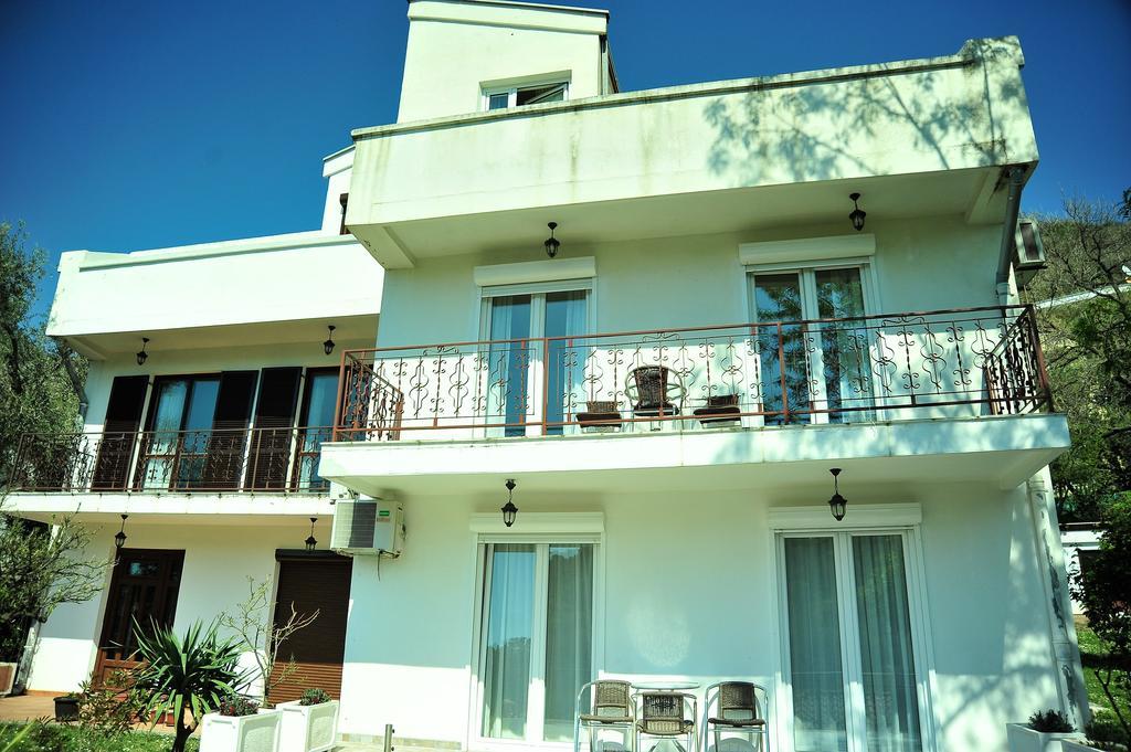 Grejm Family Apartments Petrovac Exterior photo