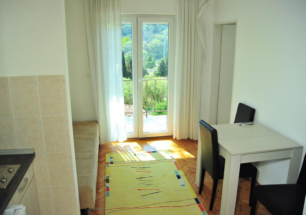 Grejm Family Apartments Petrovac Exterior photo